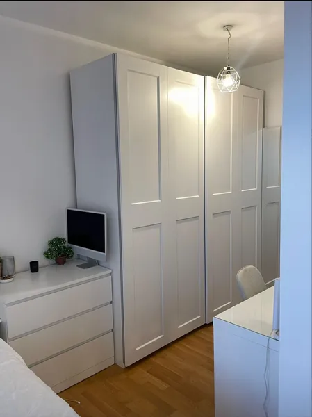 Helles Appartement mit Einbauküche und Dachterrasse - nur für Studenten, Azubis — photo 1